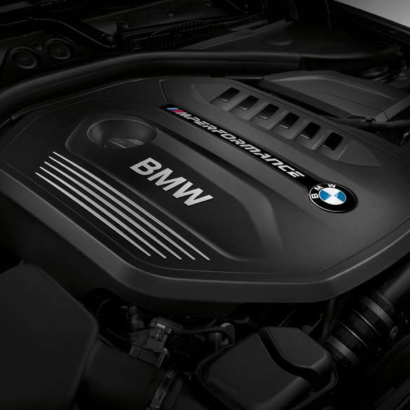 Motor de gasolina M TwinPower Turbo de 6 cilindros del BMW M240i Coupé Motor de gasolina M TwinPower Turbo de 6 cilindros del BMW M240i Coupé F22 2017 Sunset Orange metálico
