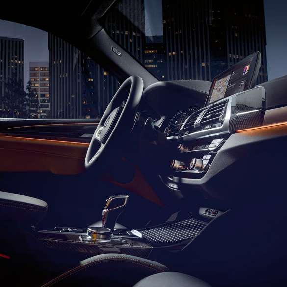 BMW X3 M Competition, cabina exclusiva. BMW X3 M Competition, interior, cabina exclusiva con asientos M Sport y volante de piel M.