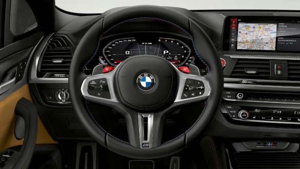 BMW X3 M Competition, volante de piel M. BMW X3 M Competition, interior, cabina, volante de piel M incl. multi-función.