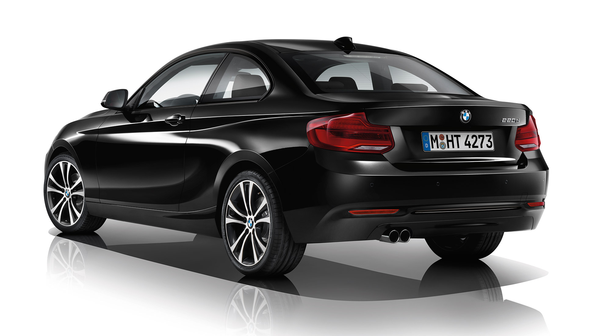BMW Serie 2 Coupé, toma trasera de tres cuartos del Modelo Sport Line BMW Serie 2 Coupé, toma frontal de tres cuartos del Modelo Sport Line