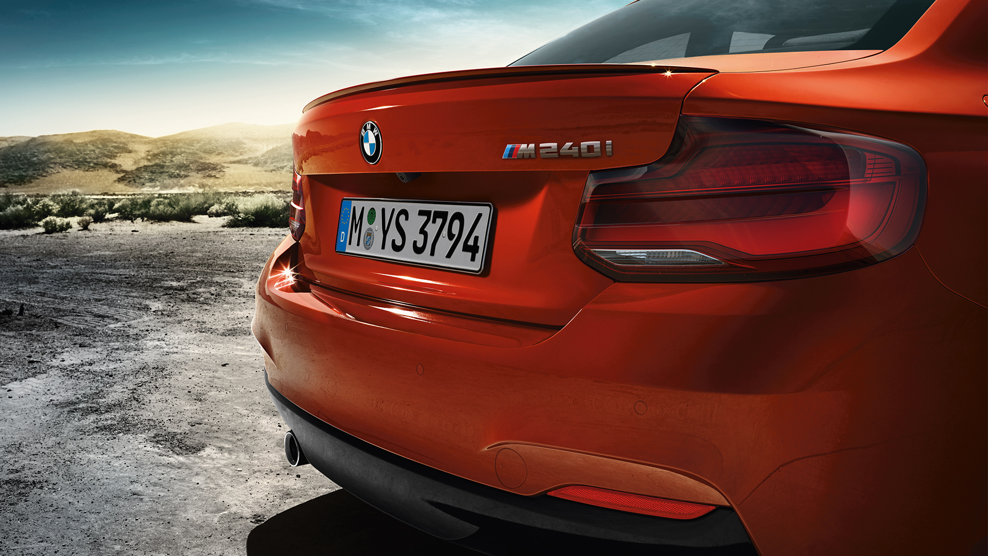 BMW Serie 2 Coupé, nombre del modelo en la parte trasera BMW Serie 2 Coupé, nombre del modelo en la parte trasera
