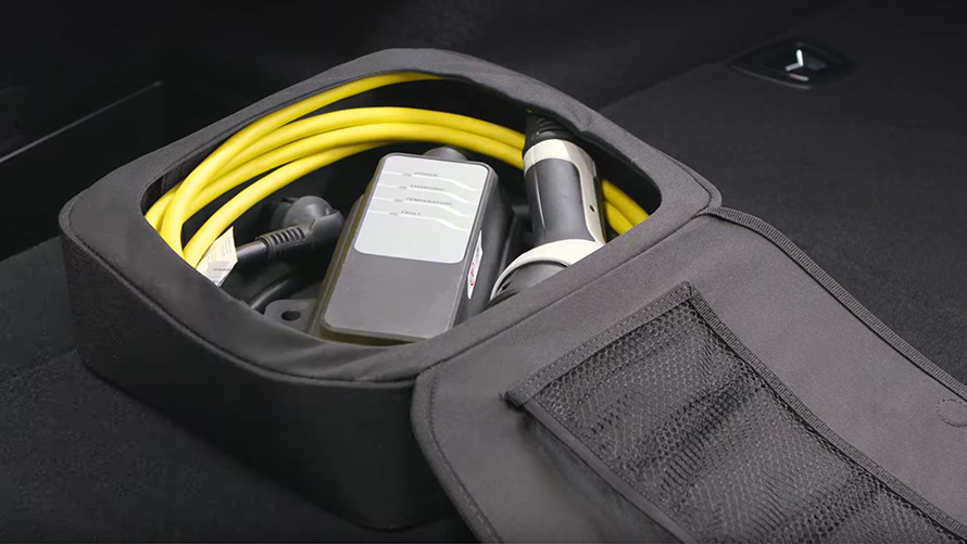 Accesorios de carga para BMW Híbrido Enchufable en bolsa BMW Serie 7 G11 G12 Accesorios de carga para el BMW Híbrido Enchufable en bolsa, detalle