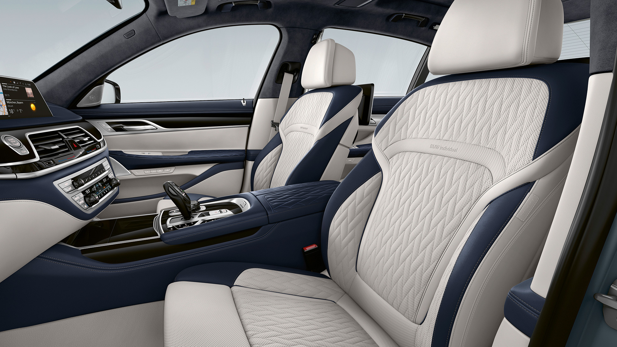 BMW Serie 7 Sedán, paquete M Sport, tapicería de piel Negro Dakota