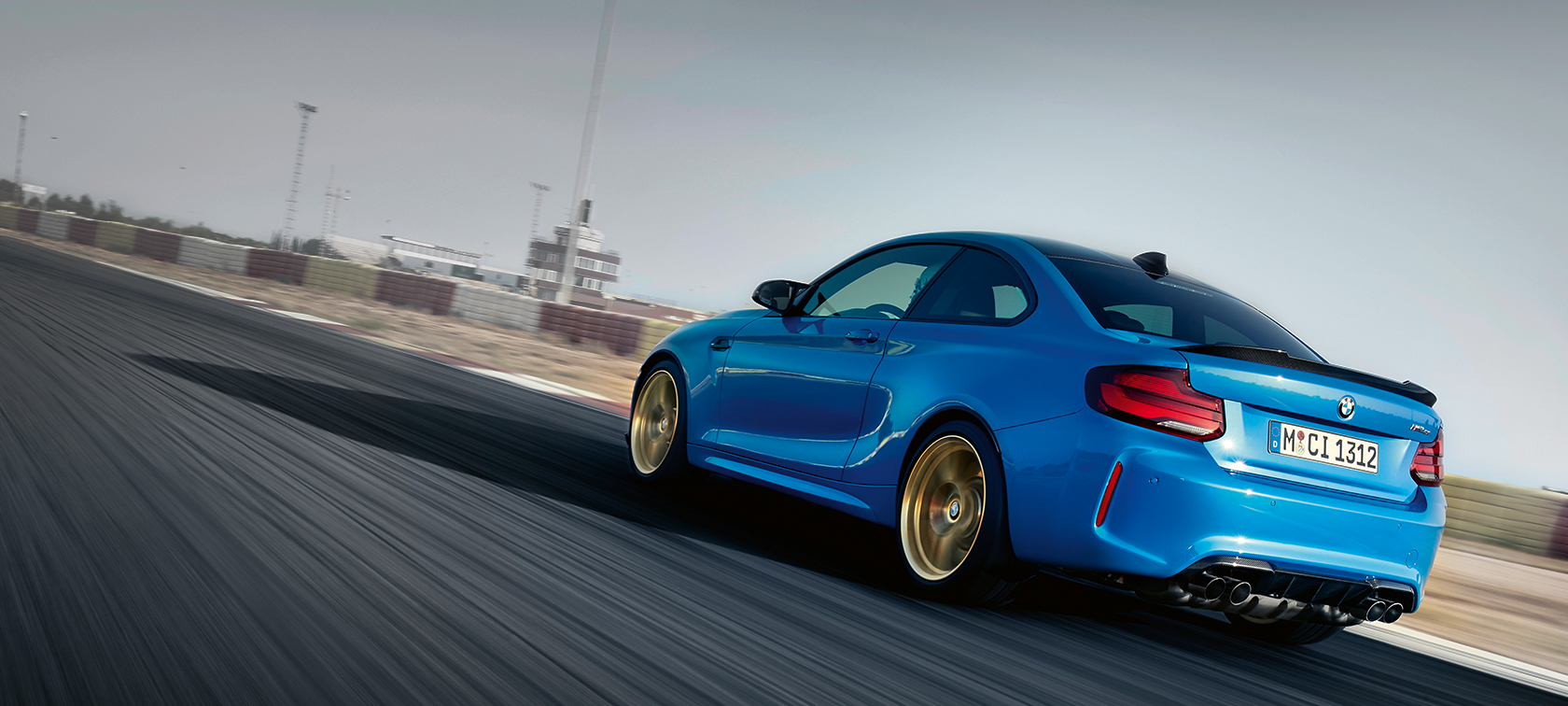 Equipamiento de los modelos BMW M2 Competition Equipamiento de los modelos BMW M2 CS F87 Misano Blue metálico