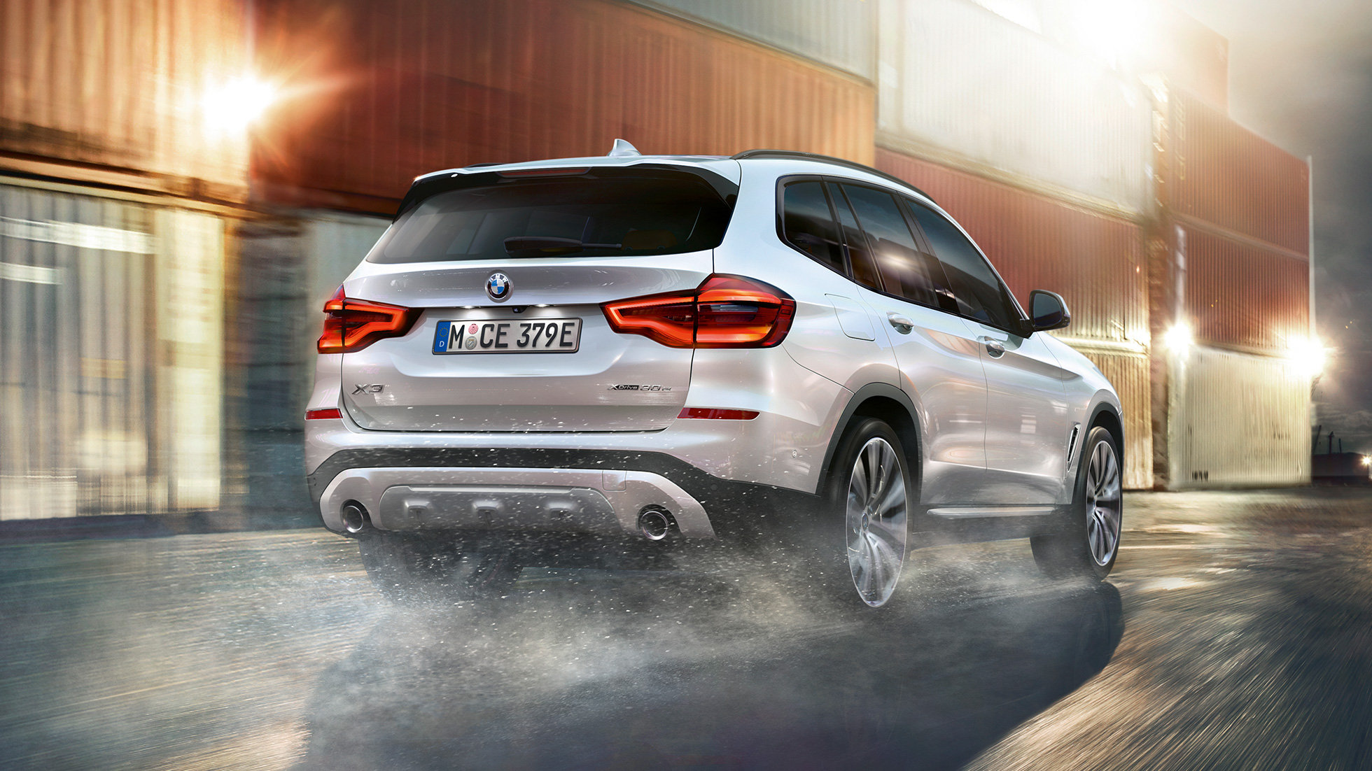 BMW X3 M40i, toma trasera con la denominación del modelo BMW X3 M40i, toma trasera con la denominación del modelo