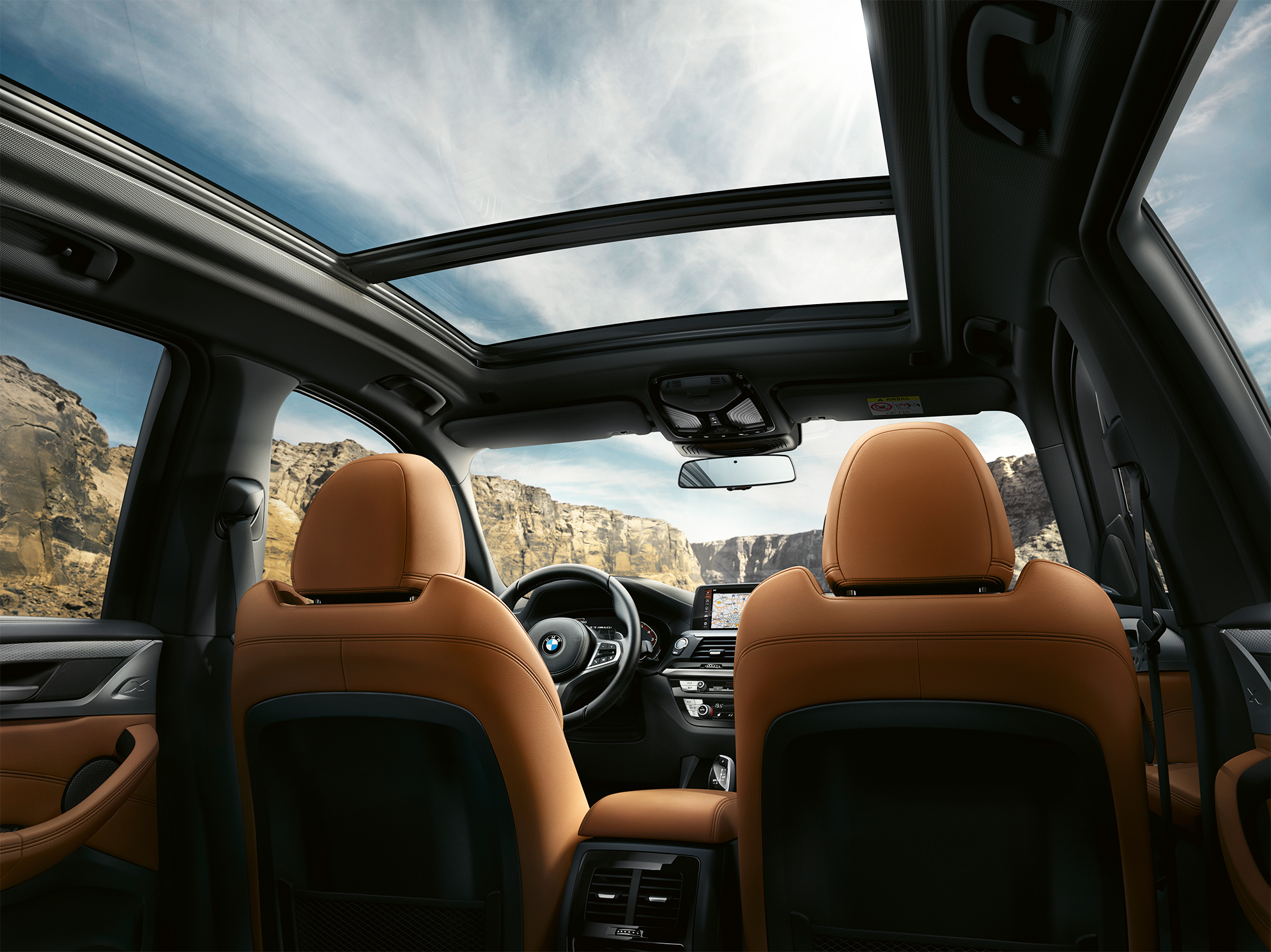 BMW X3 M40i, toma interior de la cabina BMW X3 M40i, toma interior de la cabina