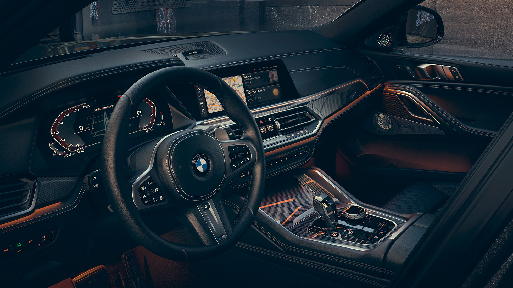 Cabina con vista de pantallas de 12.3”. Cabina del BMW X6 con vista de pantallas de 12.3”.