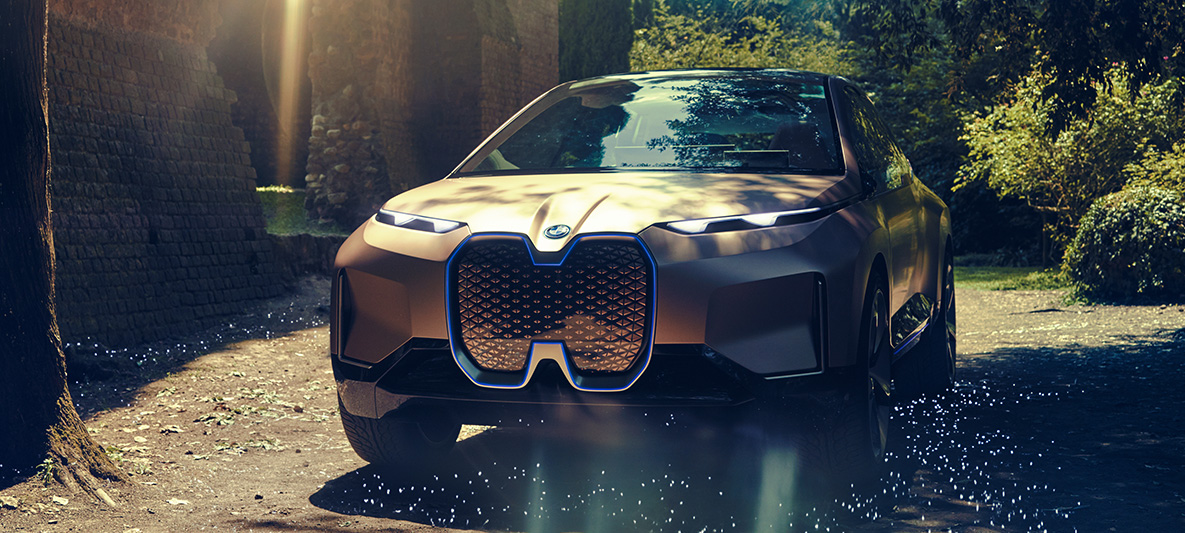 Toma delantera BMW Vision iNEXT Toma delantera BMW Vision iNEXT en camino
