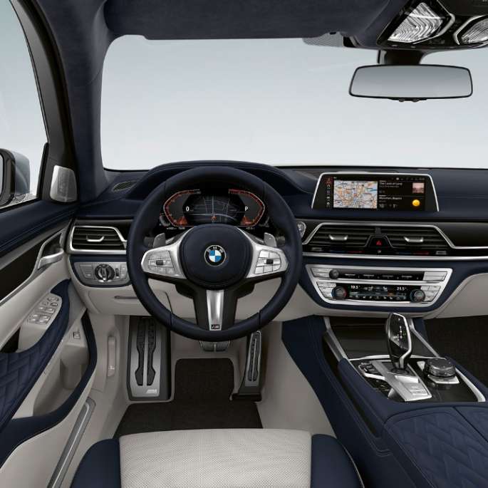 BMW Serie 7 Sedán, paquete M Sport, interior