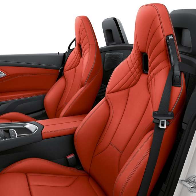 Asientos delanteros del BMW Z4 Roadster Modelo Línea Deportiva